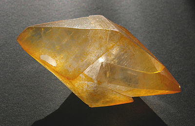 Calcite jaune.jpg